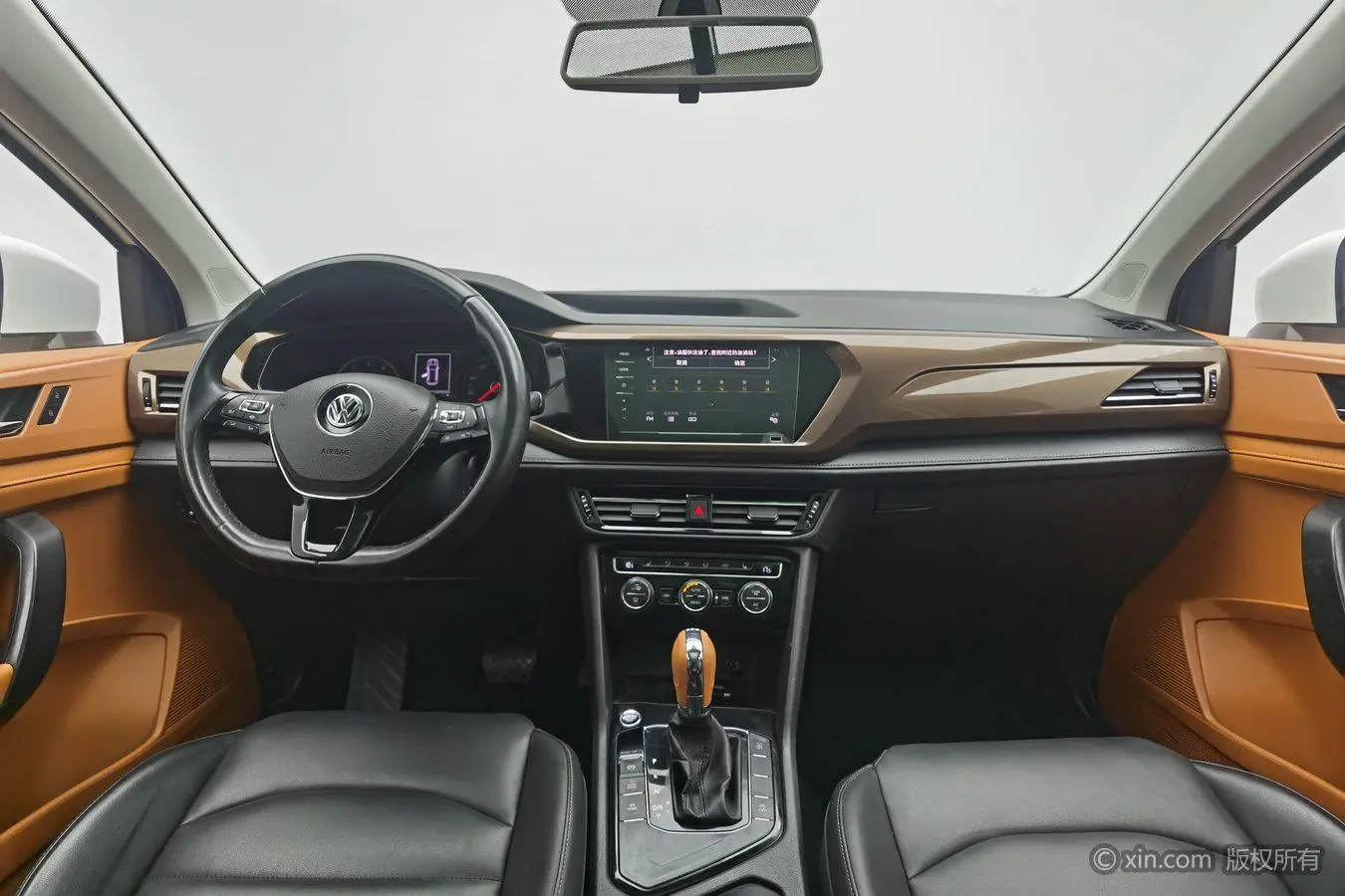 Volkswagen Tharu 2020 330TSI 4WD Luxury China VI