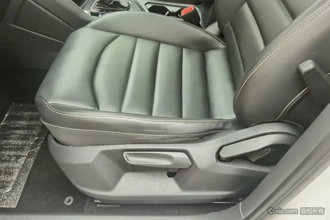 Volkswagen Tharu 2020 330TSI 4WD Luxury China VI
