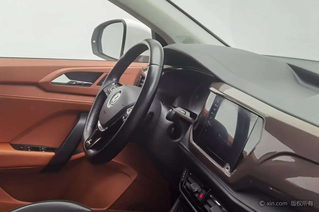 Volkswagen Tharu 2020 330TSI 4WD Luxury China VI