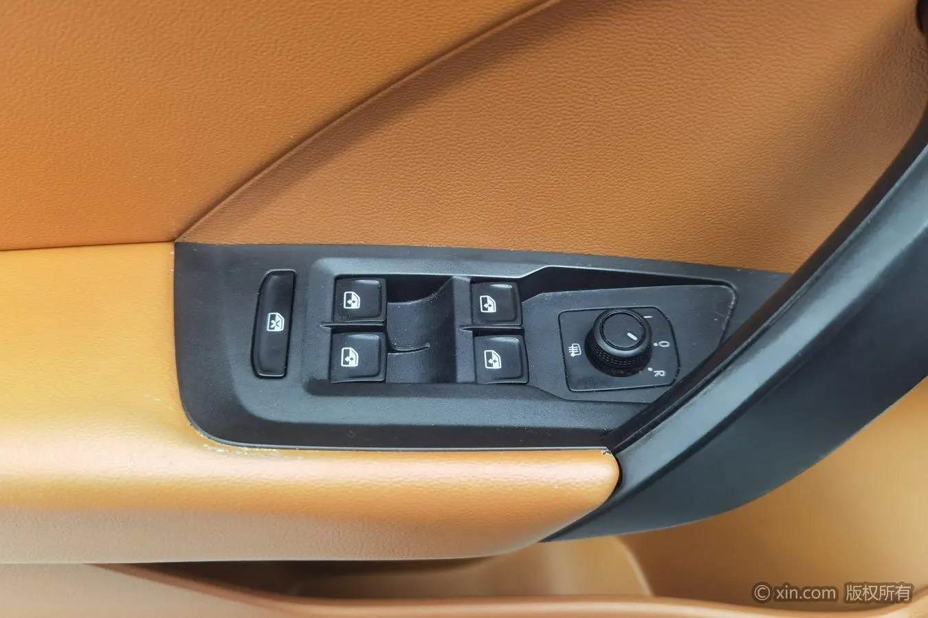 Volkswagen Tharu 2020 330TSI 4WD Luxury China VI