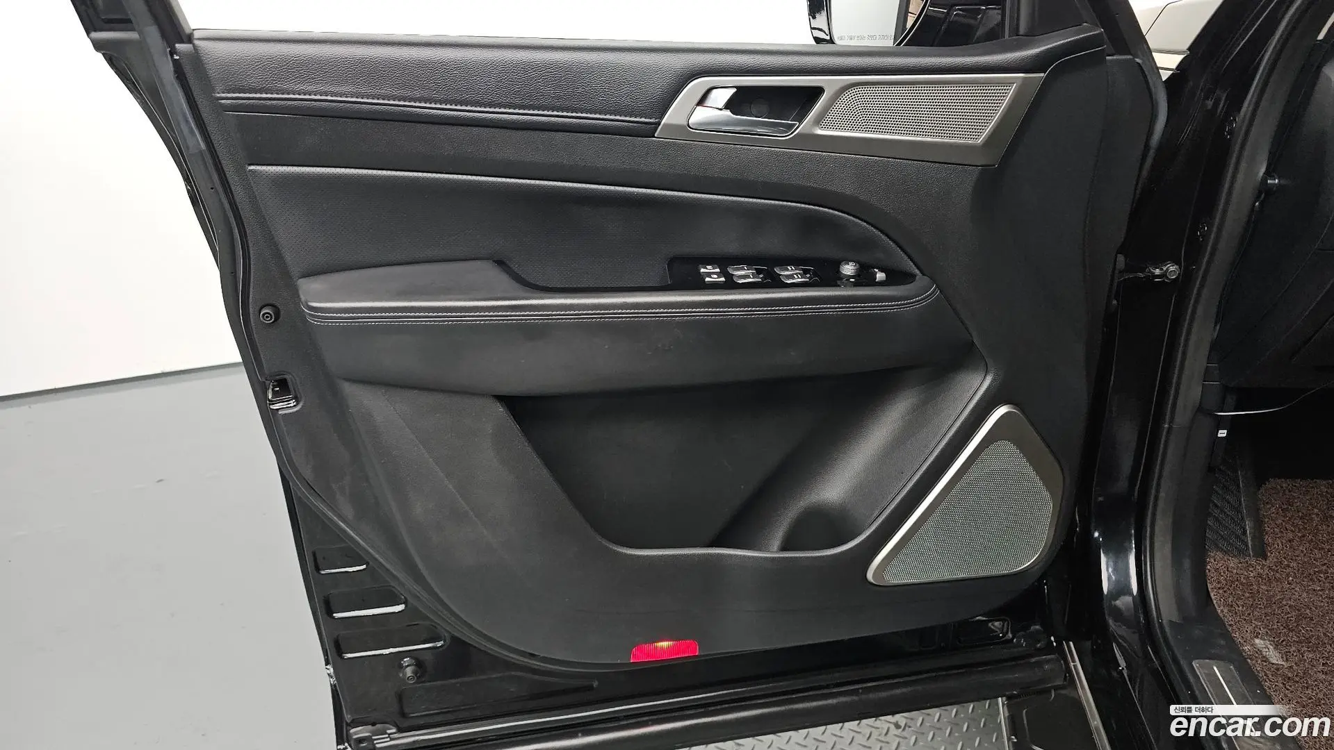 KG Mobility Rexton Diesel 2.2 4WD 2017