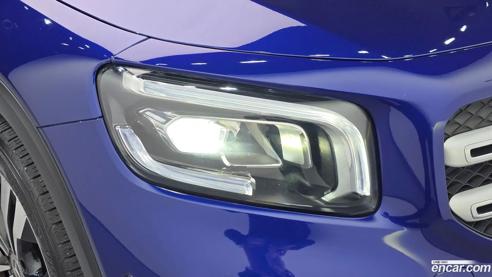 Mercedes-Benz GLB-Class GLB220 2019