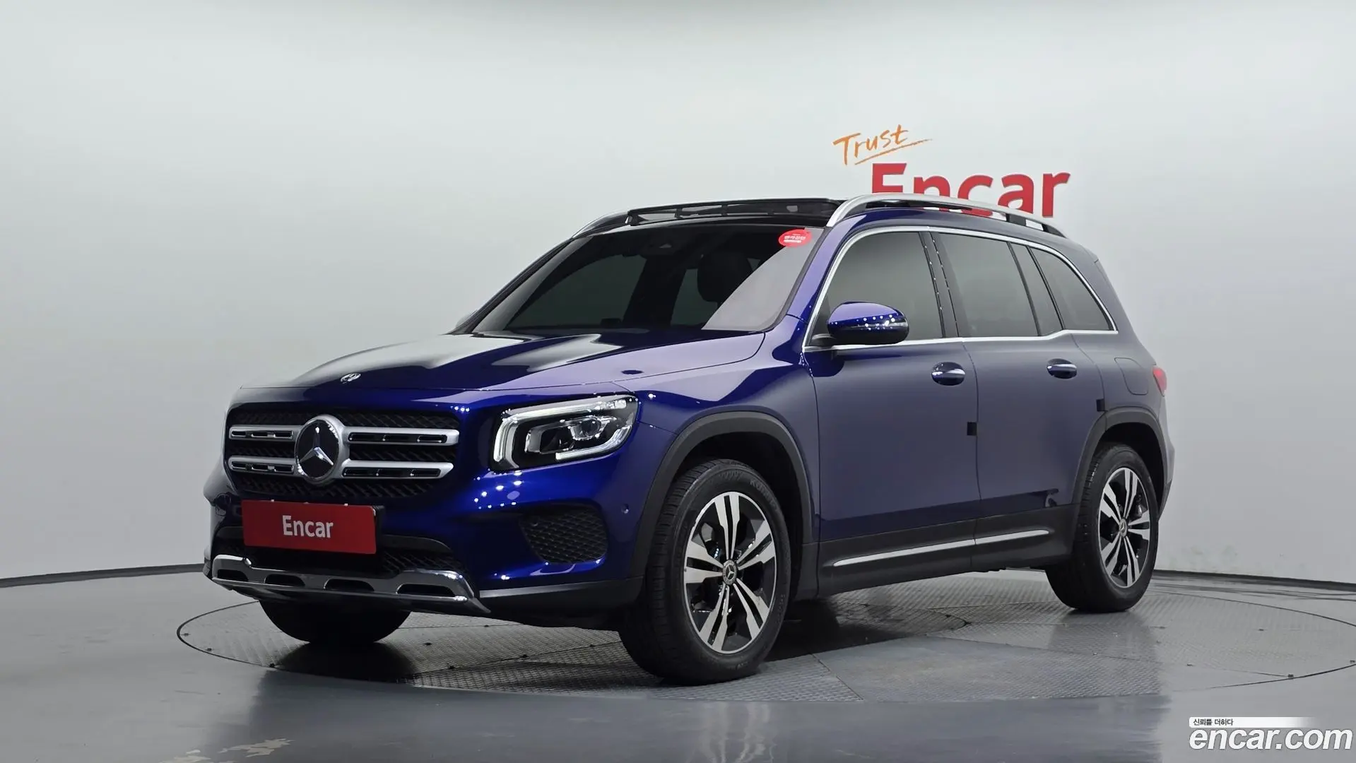 Mercedes-Benz GLB-Class GLB220 2019