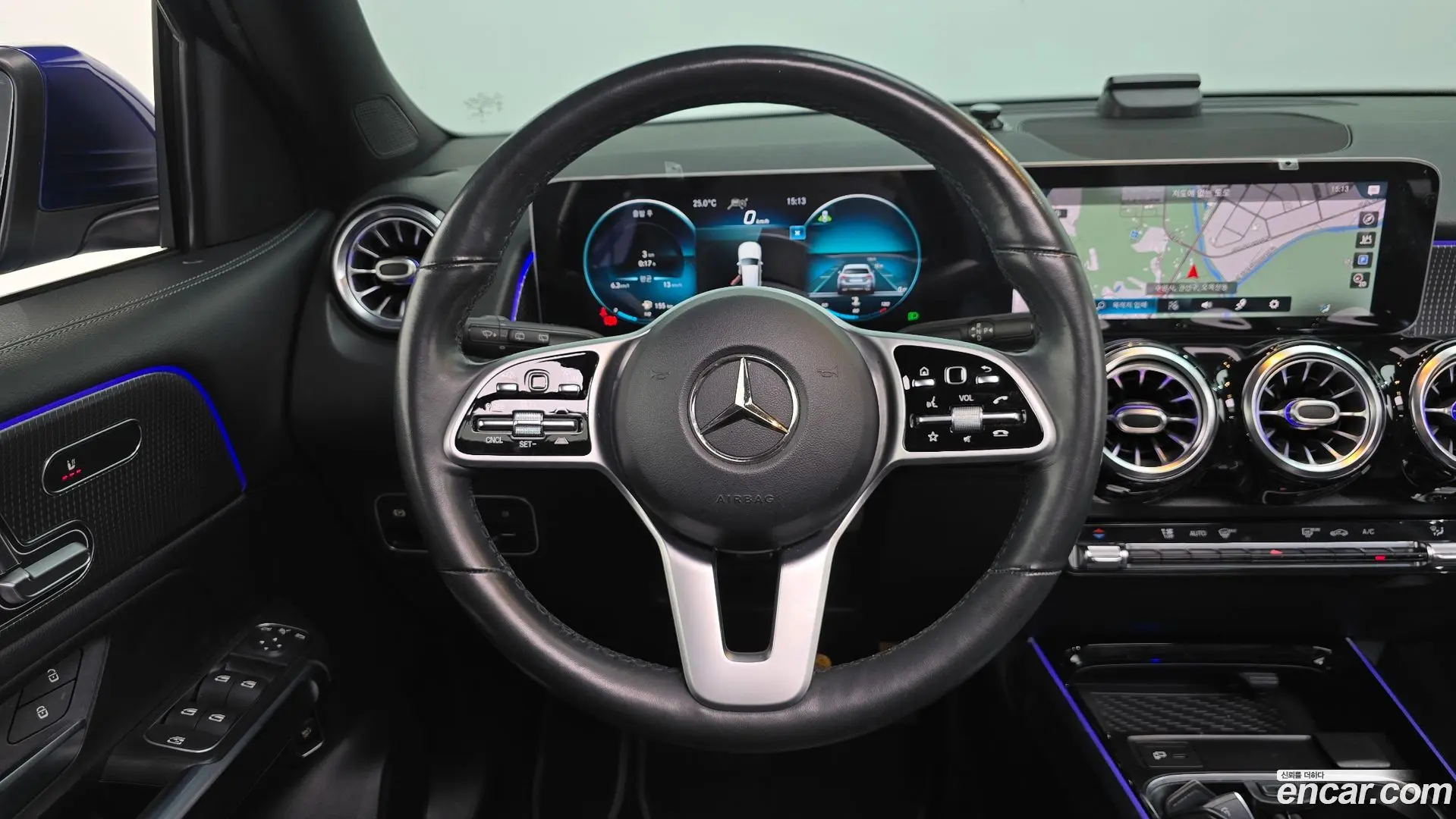 Mercedes-Benz GLB-Class GLB220 2019