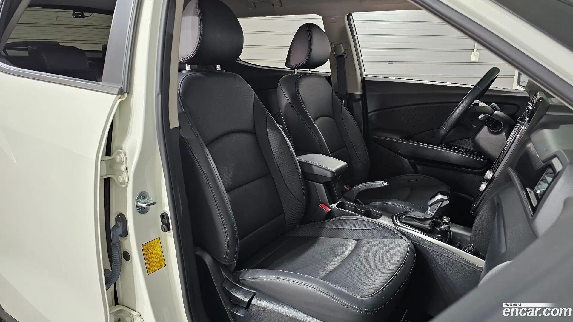 KG Mobility TIBOLI Gasoline 1.5 2WD 2021