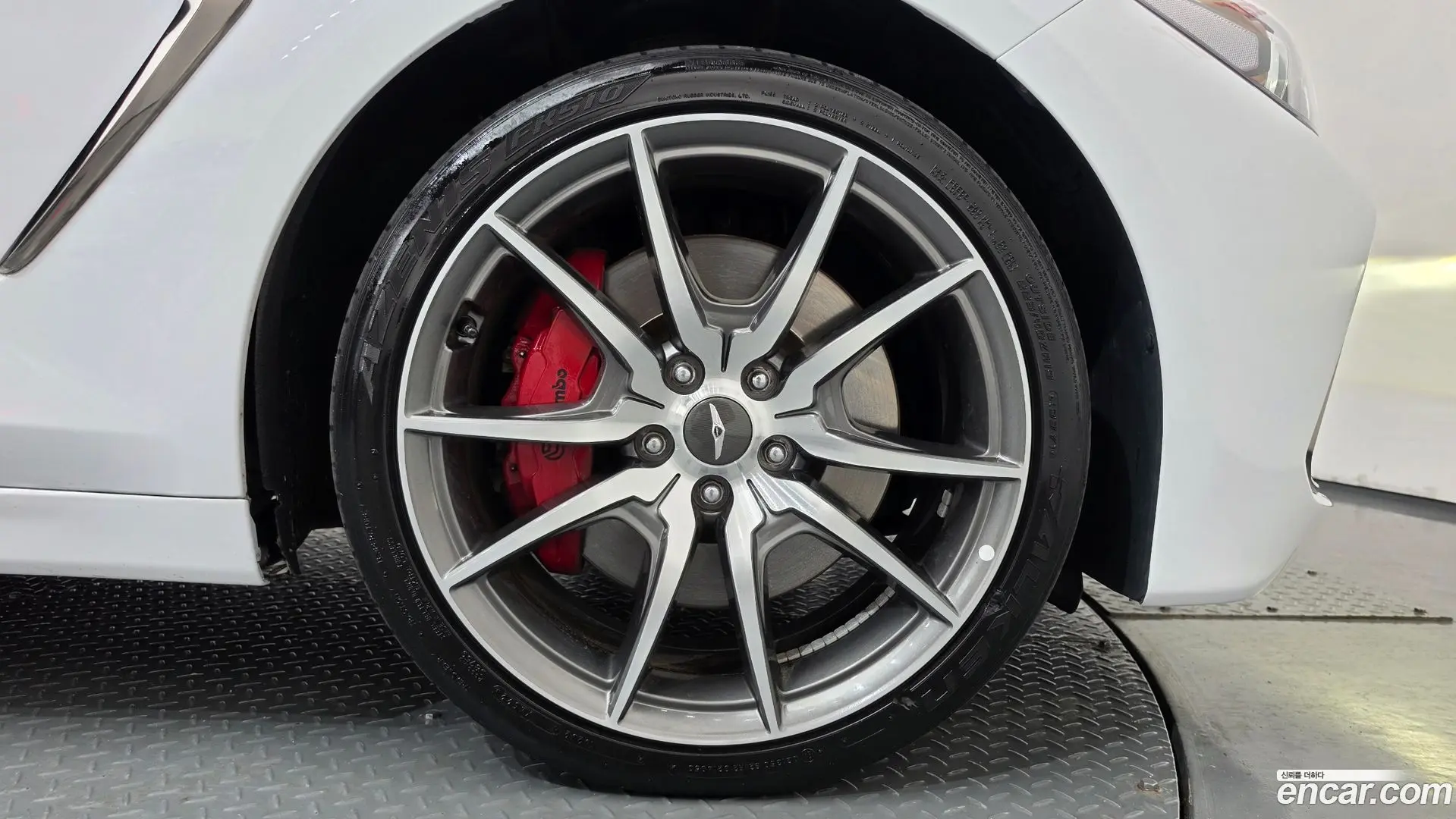 Genesis G70 2.0T