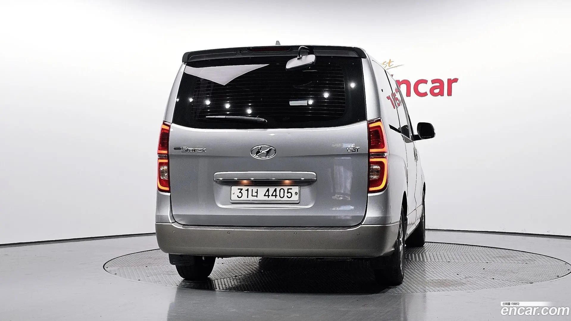 Hyundai Starex Urban 9-Seater