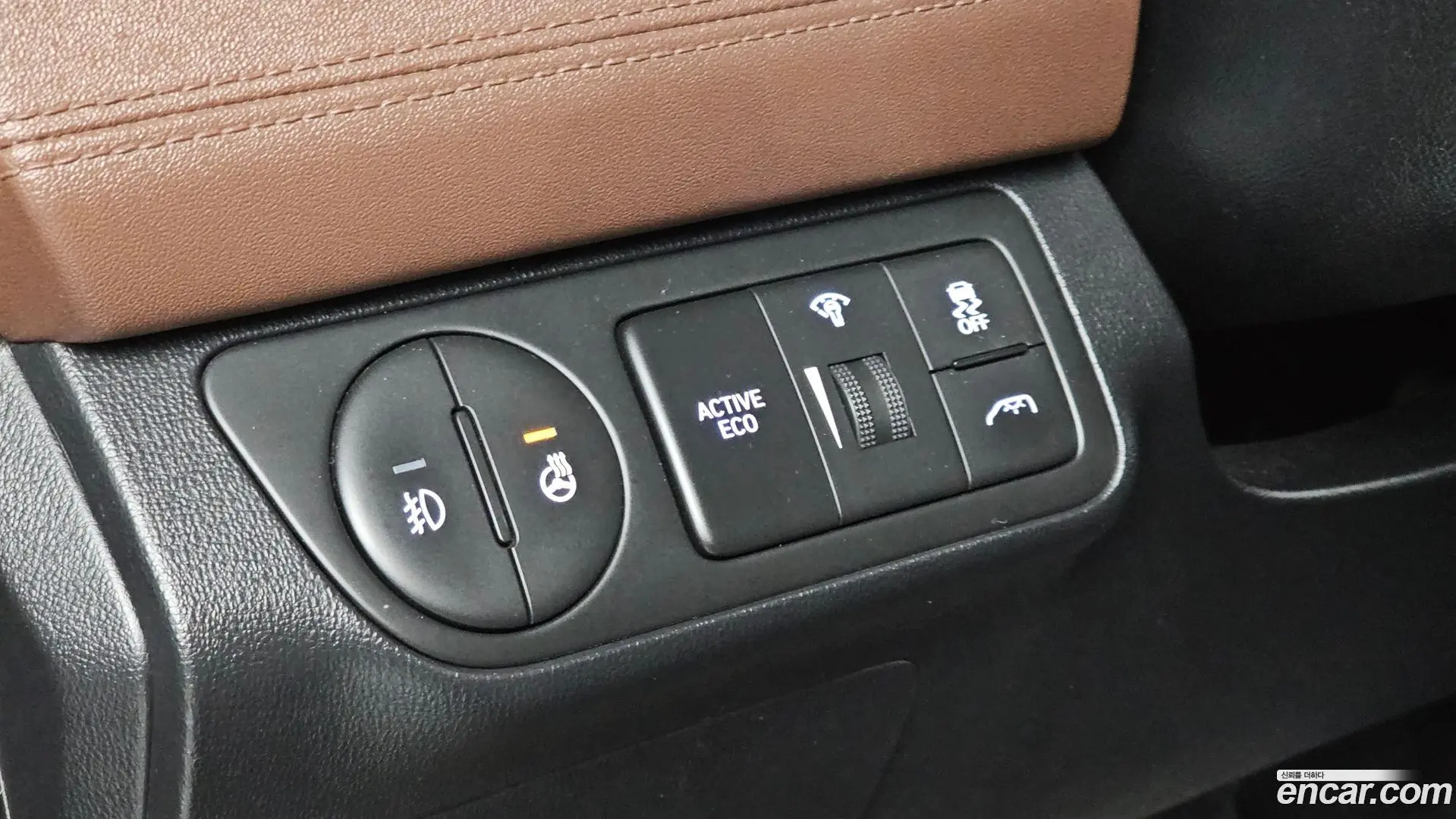 Hyundai Starex Urban 9-Seater