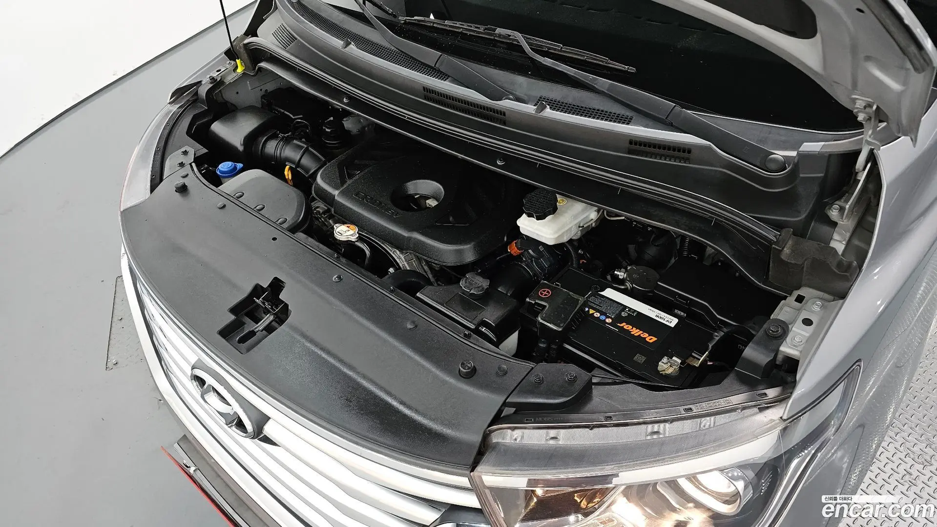 Hyundai Starex Urban 9-Seater