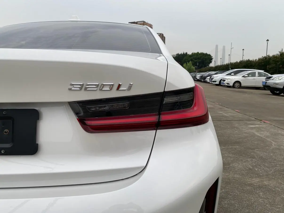 BMW 3 Series 2023 320Li M Sport Package