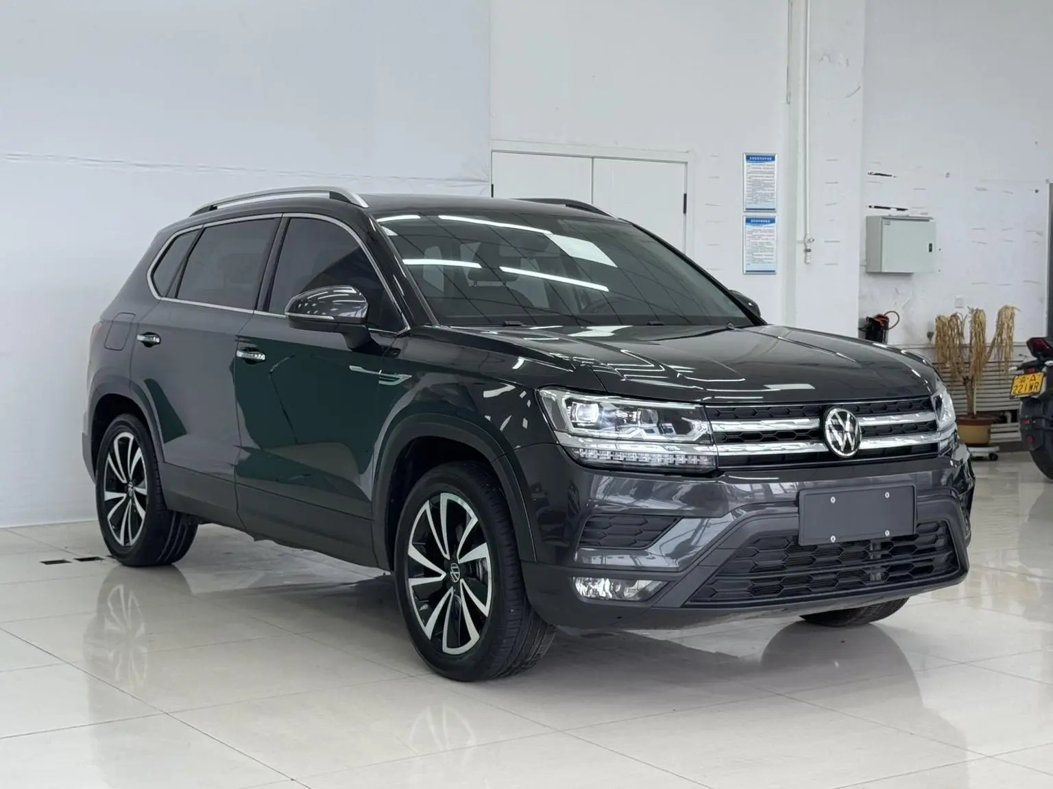 Volkswagen Tharu 2021 280TSI 2WD Luxury