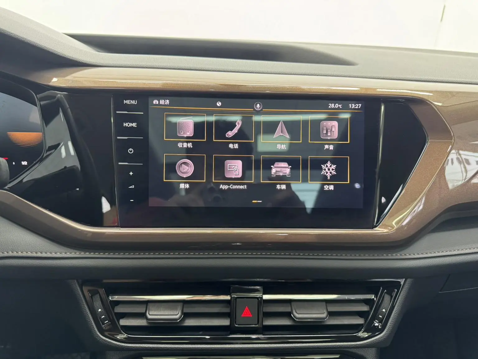 Volkswagen Tharu 2021 280TSI 2WD Luxury