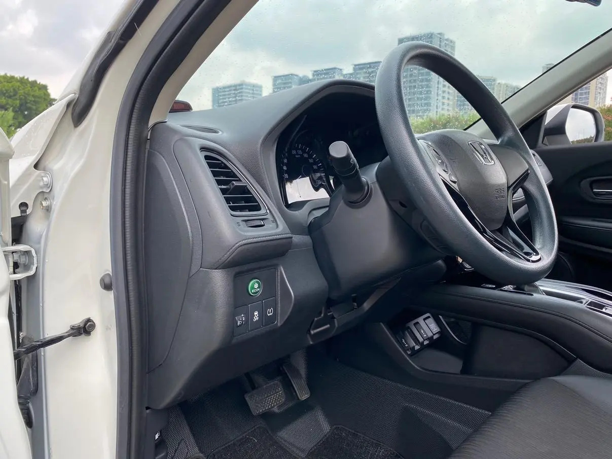 Honda Vezel 2020 1.5L CVT Pioneer
