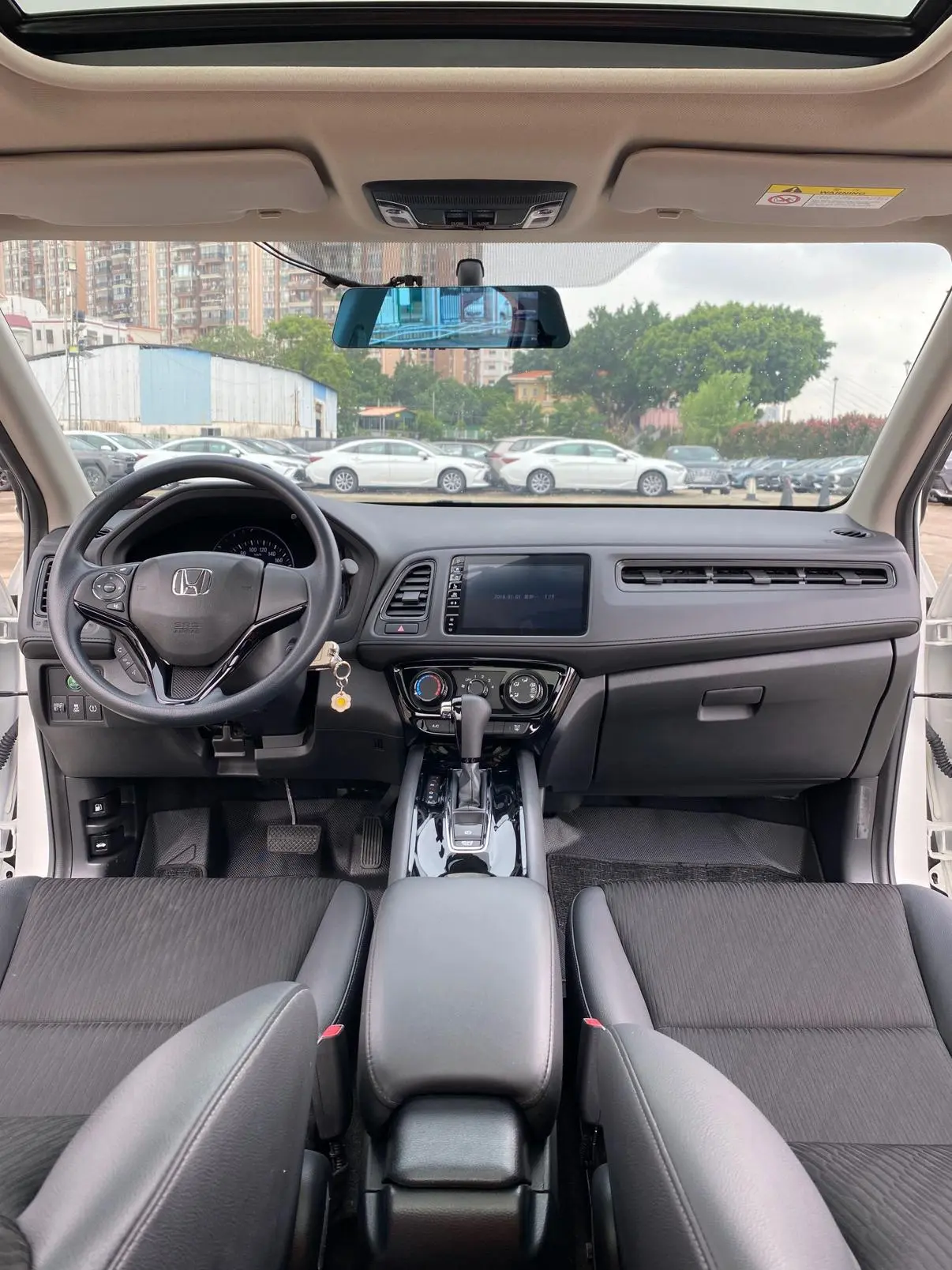 Honda Vezel 2020 1.5L CVT Pioneer