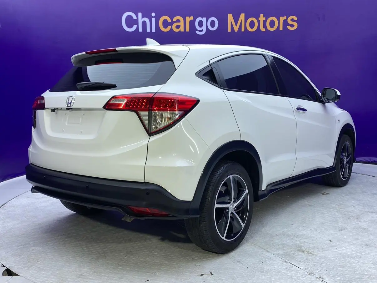 Honda Vezel 2020 1.5L CVT Pioneer
