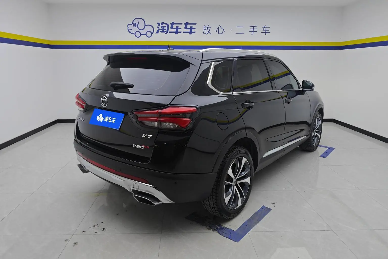 V7 2018 280T Auto Luxury 5 seat