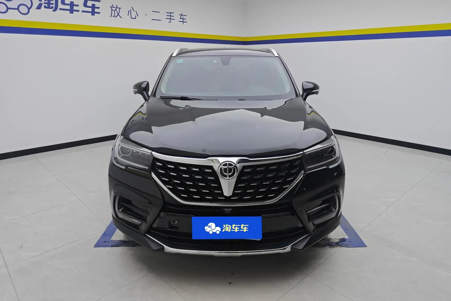 V7 2018 280T Auto Luxury 5 seat