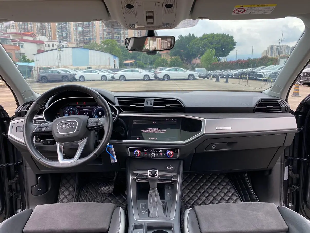 Audi Q3 2022 35 TFSI Progressive Dynamic