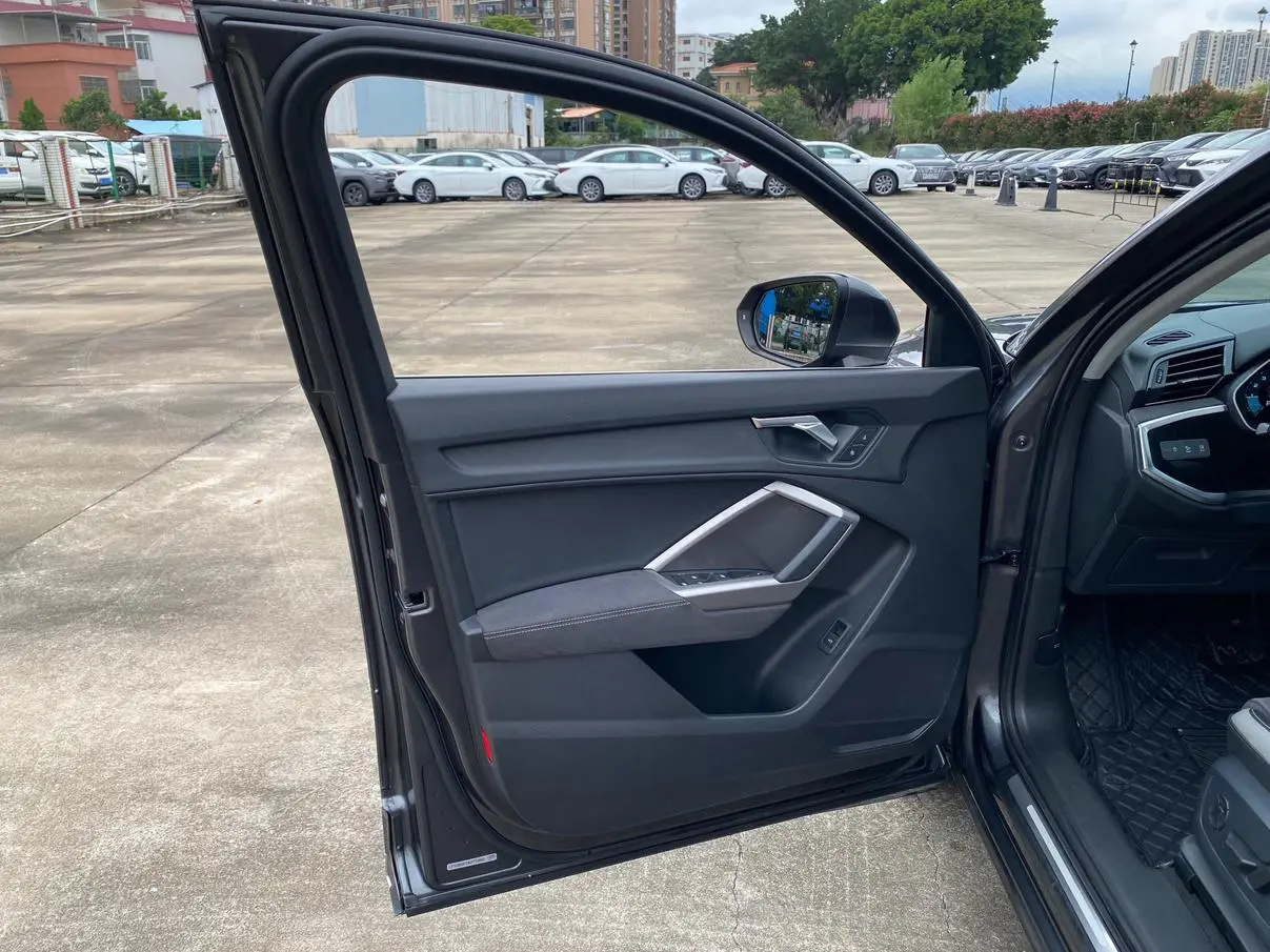 Audi Q3 2022 35 TFSI Progressive Dynamic