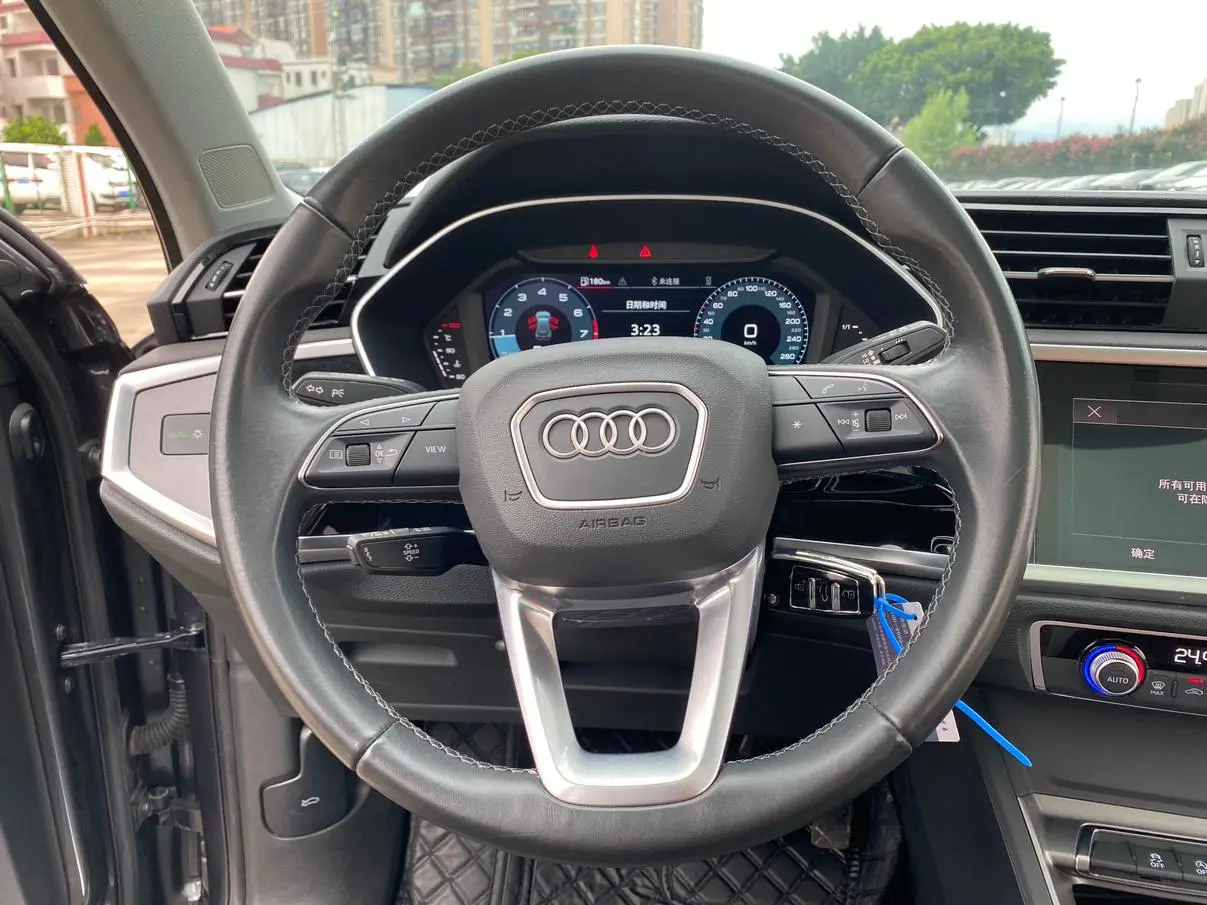 Audi Q3 2022 35 TFSI Progressive Dynamic