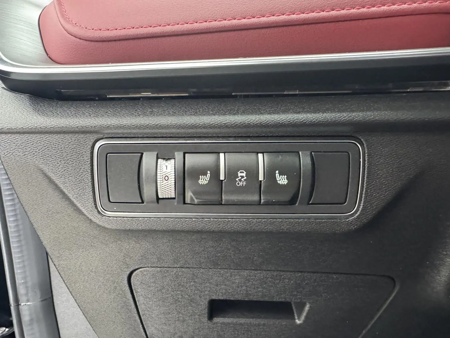 Jetour X70 PLUS 2023 1.5T DCTPLUS 5 seat