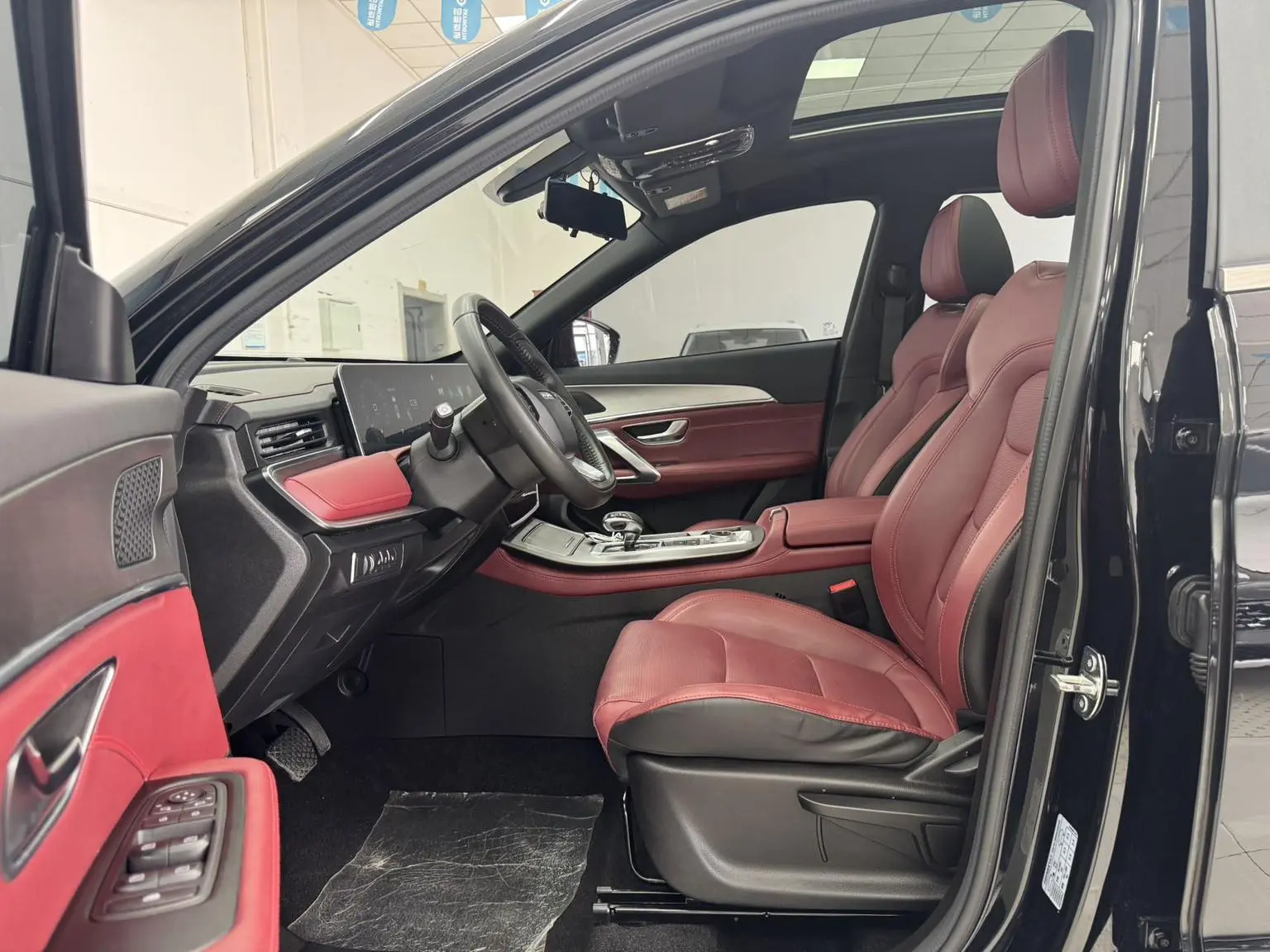 Jetour X70 PLUS 2023 1.5T DCTPLUS 5 seat