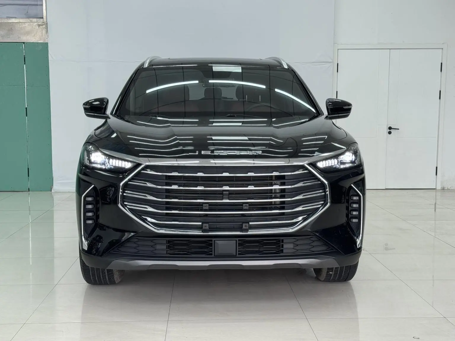 Jetour X70 PLUS 2023 1.5T DCTPLUS 5 seat