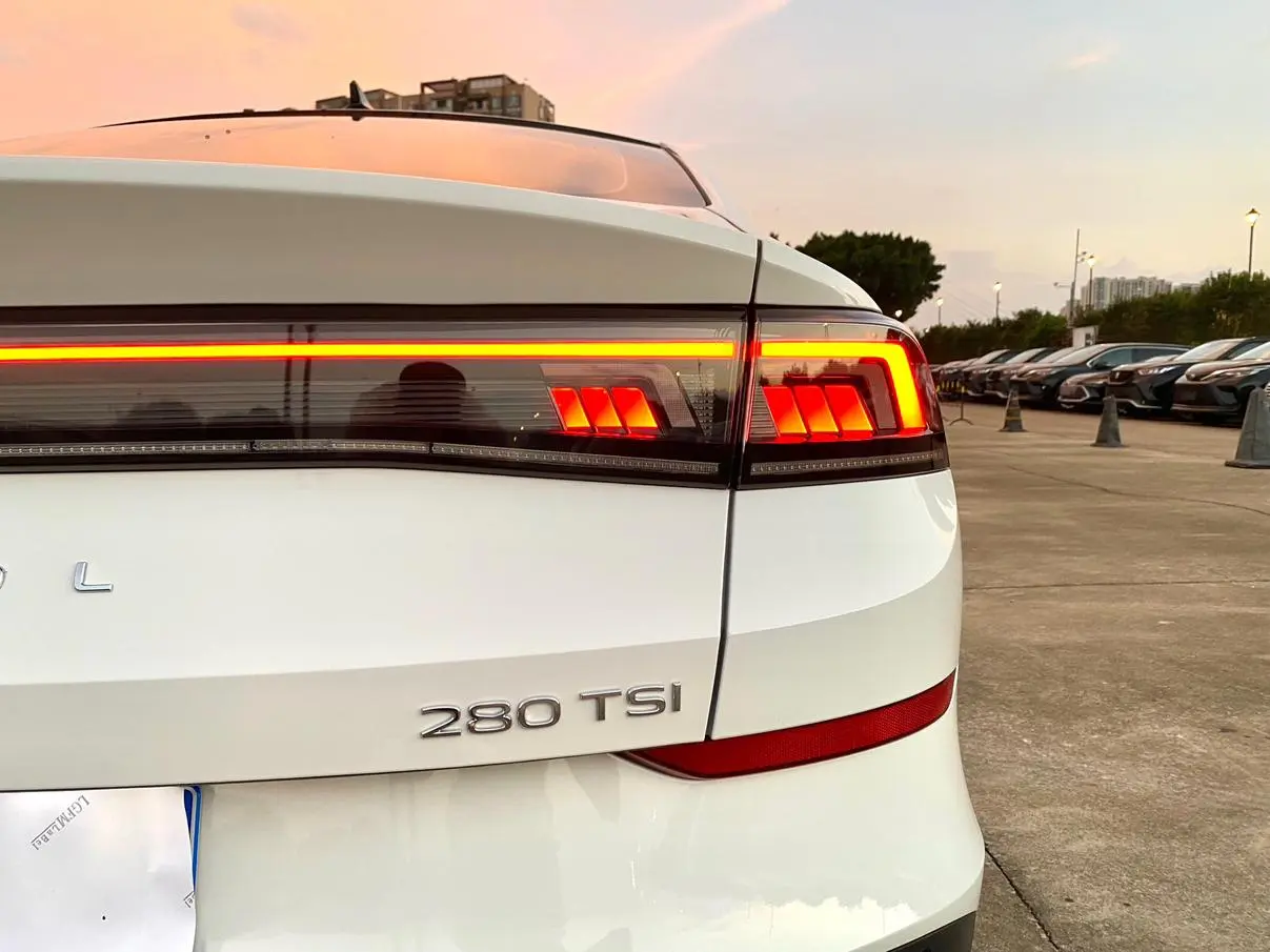 Volkswagen Lamando 2022 Lamando L 280TSI DSG
