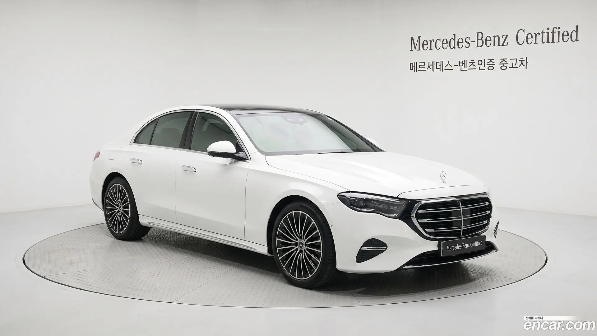 Mercedes-Benz E-Class E450 4MATIC Exclusive