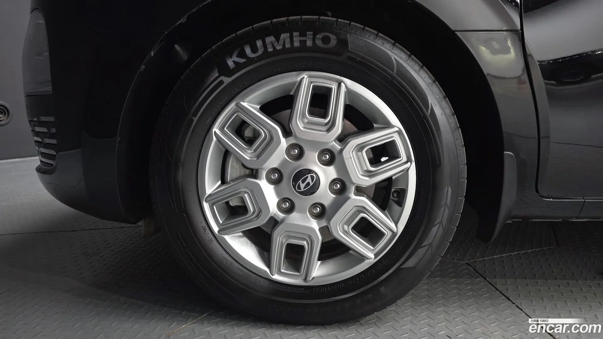 Hyundai Staria L3.5 Cargo 3-Seater