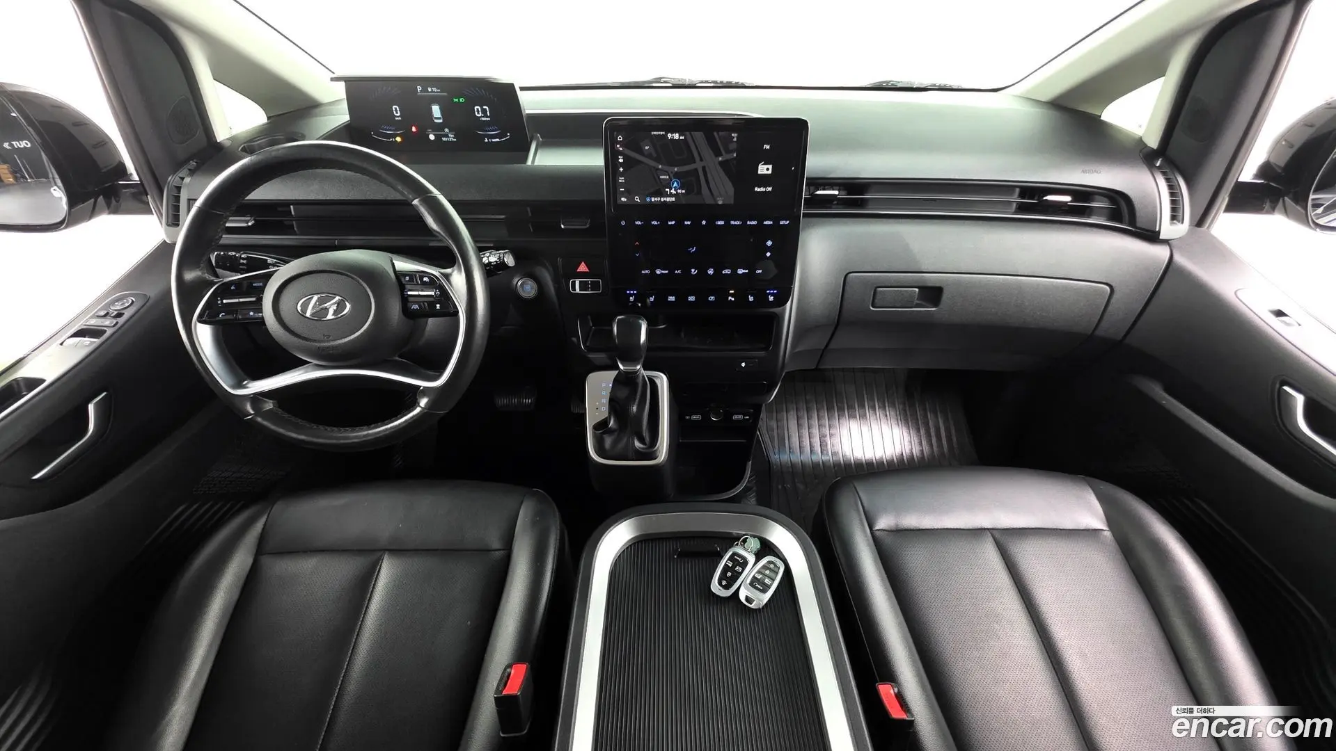 Hyundai Staria Cargo 5-Seater 2021
