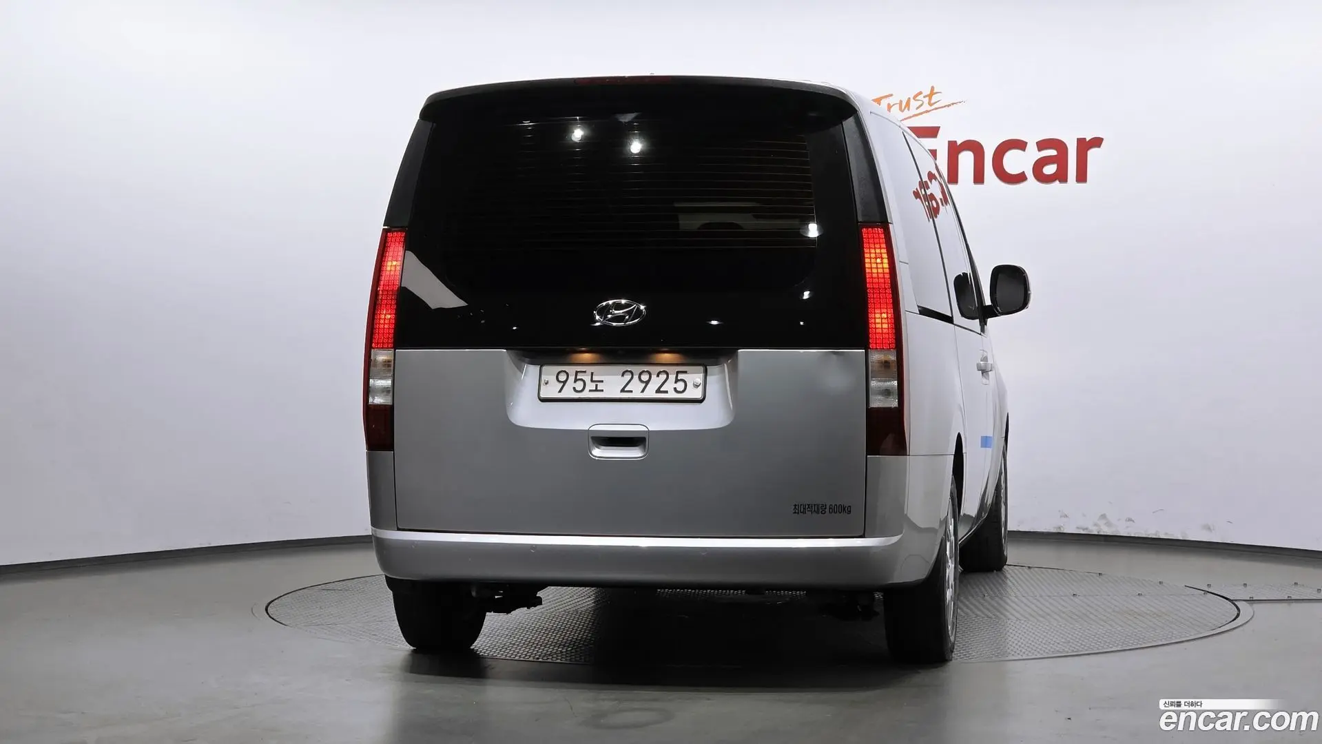 Hyundai Staria Cargo 5-Seater 2021