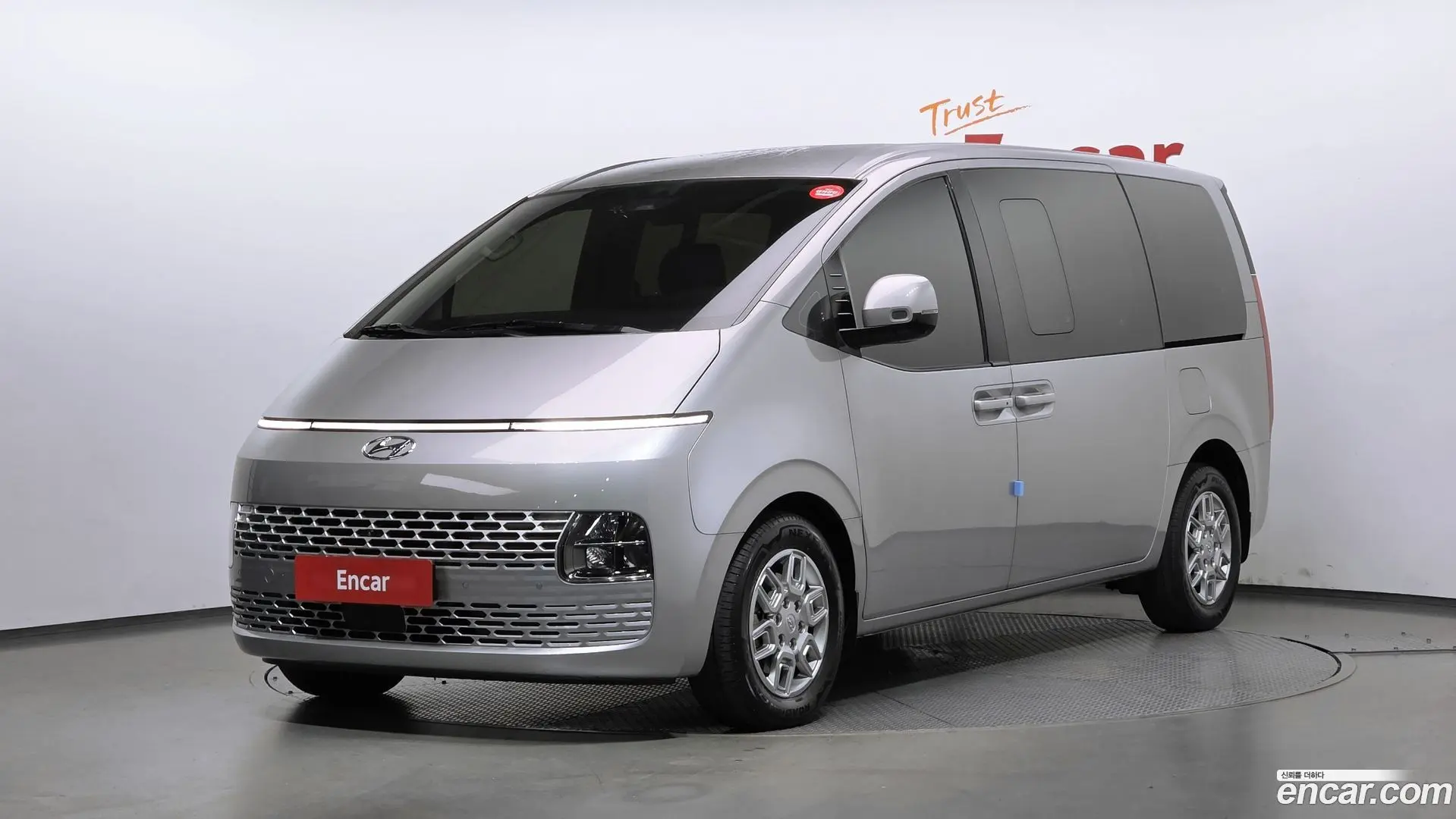 Hyundai Staria Cargo 5-Seater 2021