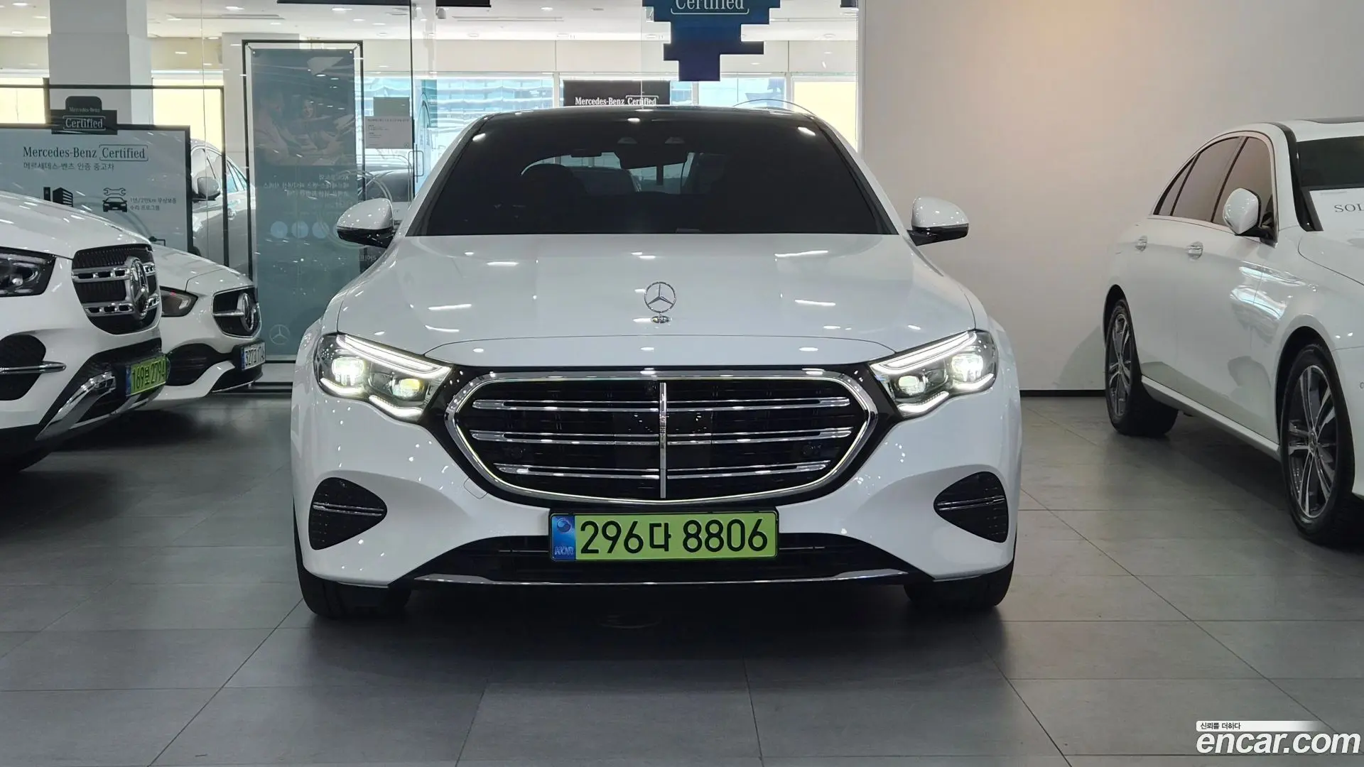 Mercedes-Benz E-Class E300 4MATIC Exclusive 2023