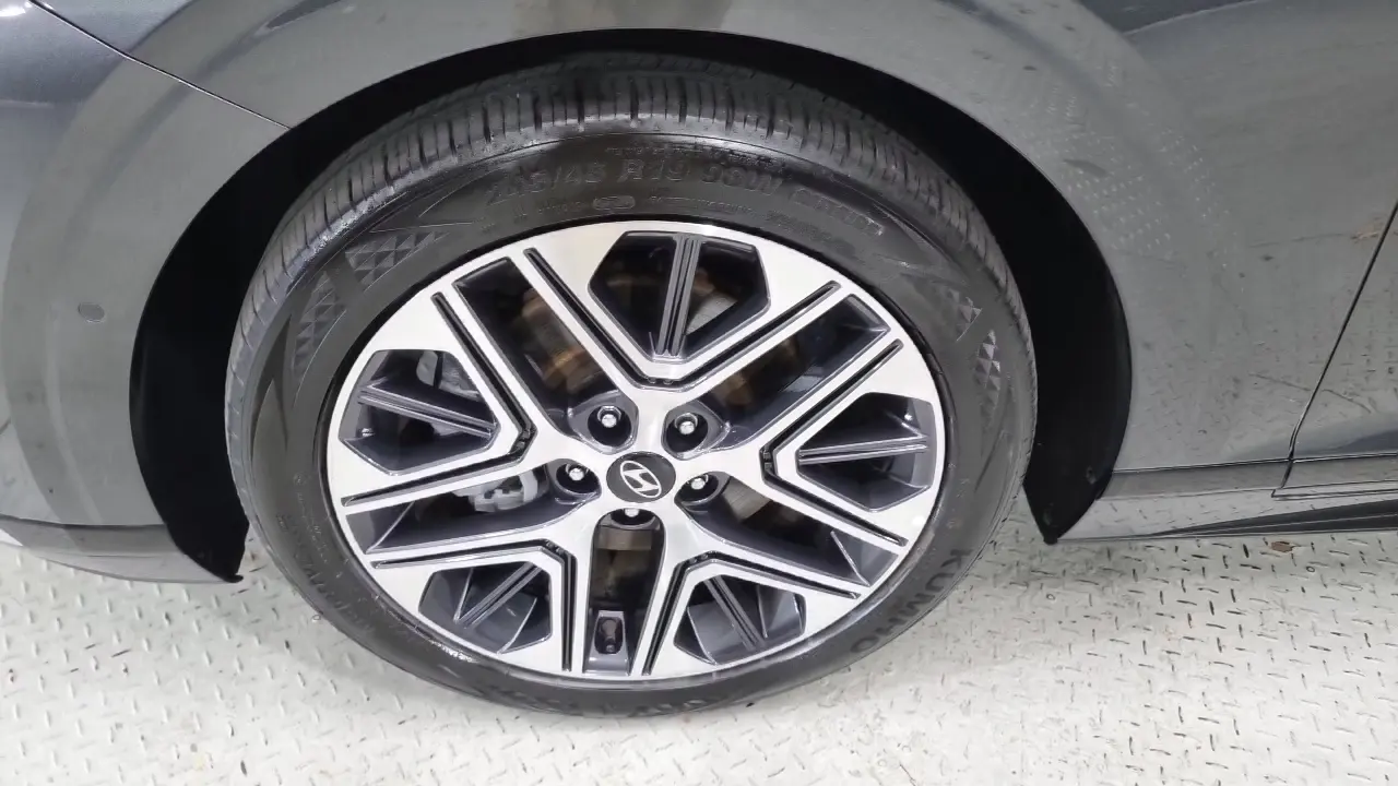 Hyundai Grandeur 2,5 Gasoline 2WD