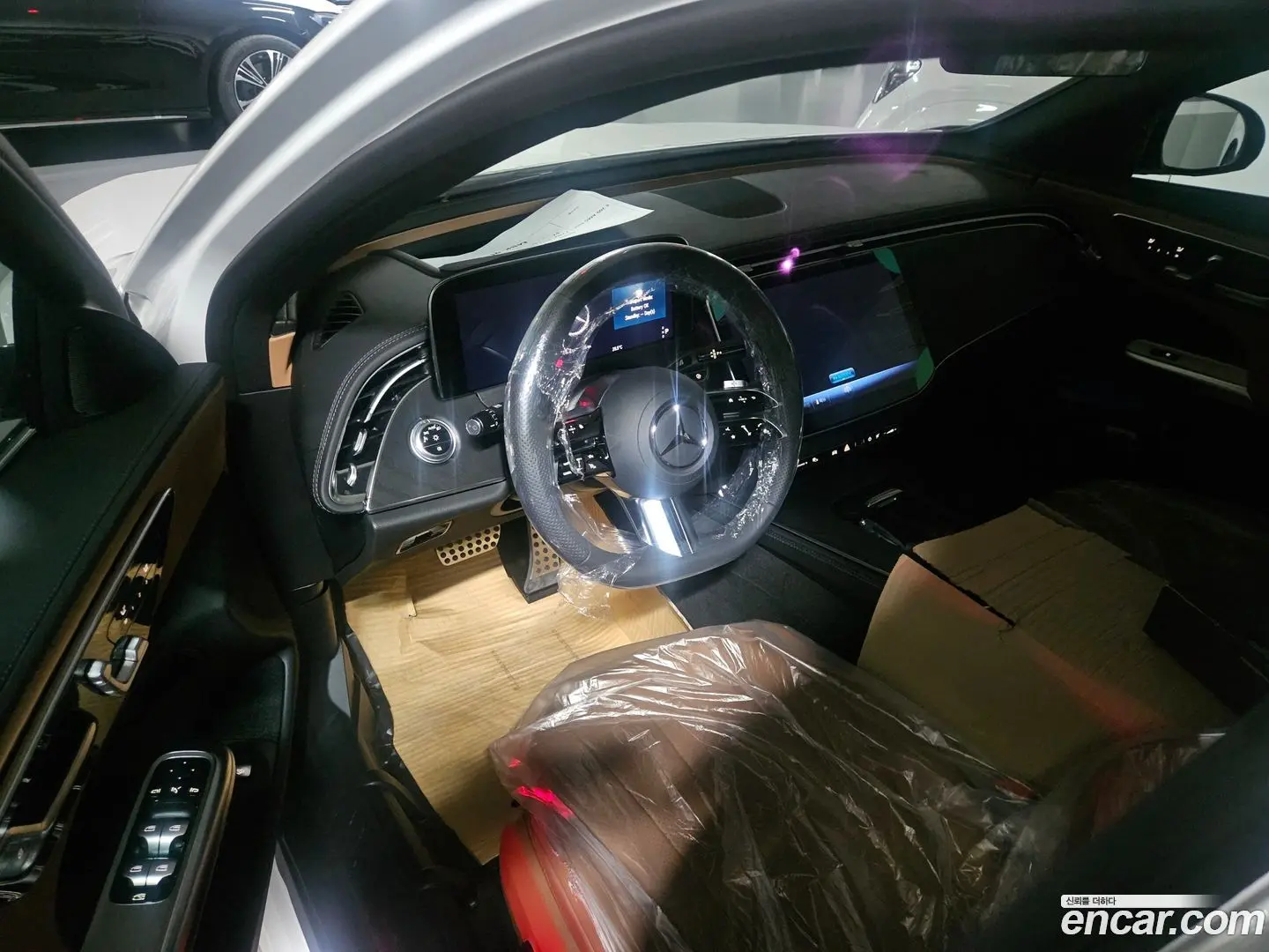 Mercedes-Benz E-Class E200 AMG Line 2024