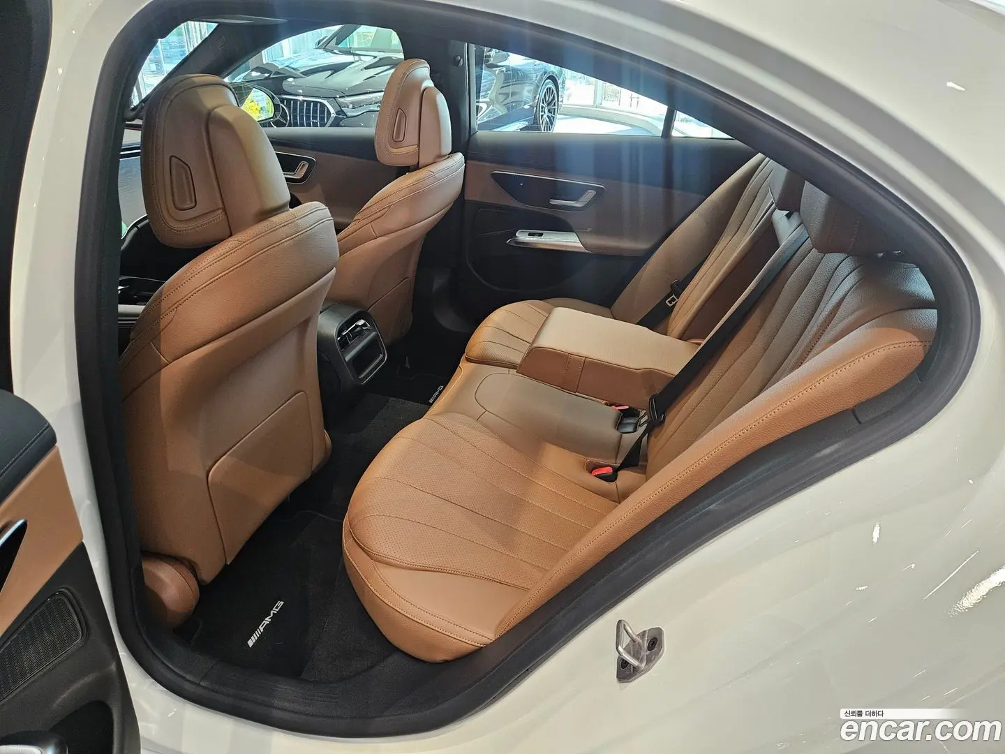 Mercedes-Benz E-Class E200 AMG Line 2024