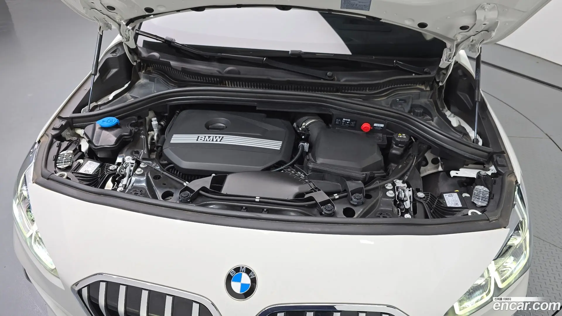 BMW 2-Series 220i Luxury