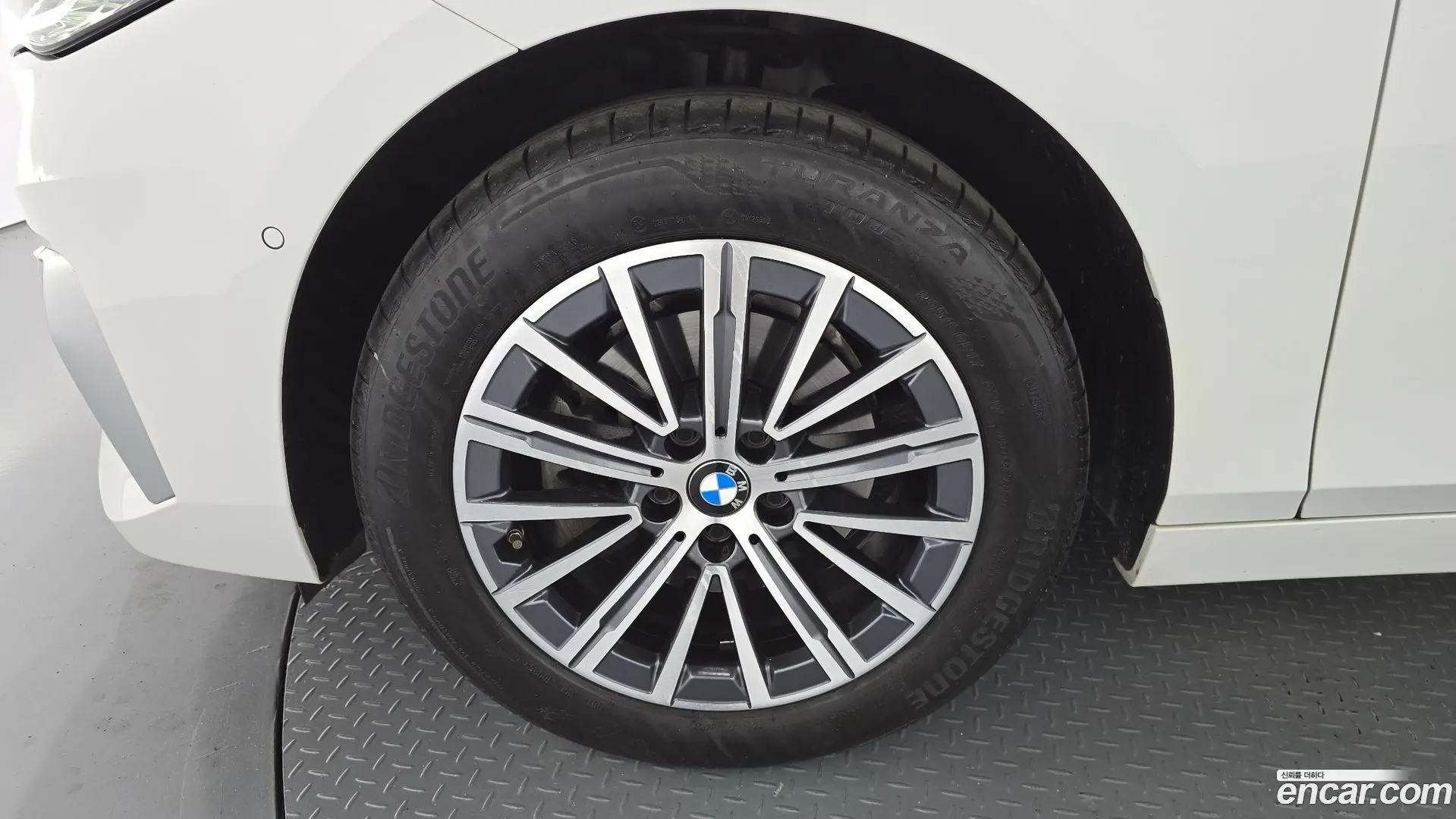 BMW 2-Series 220i Luxury