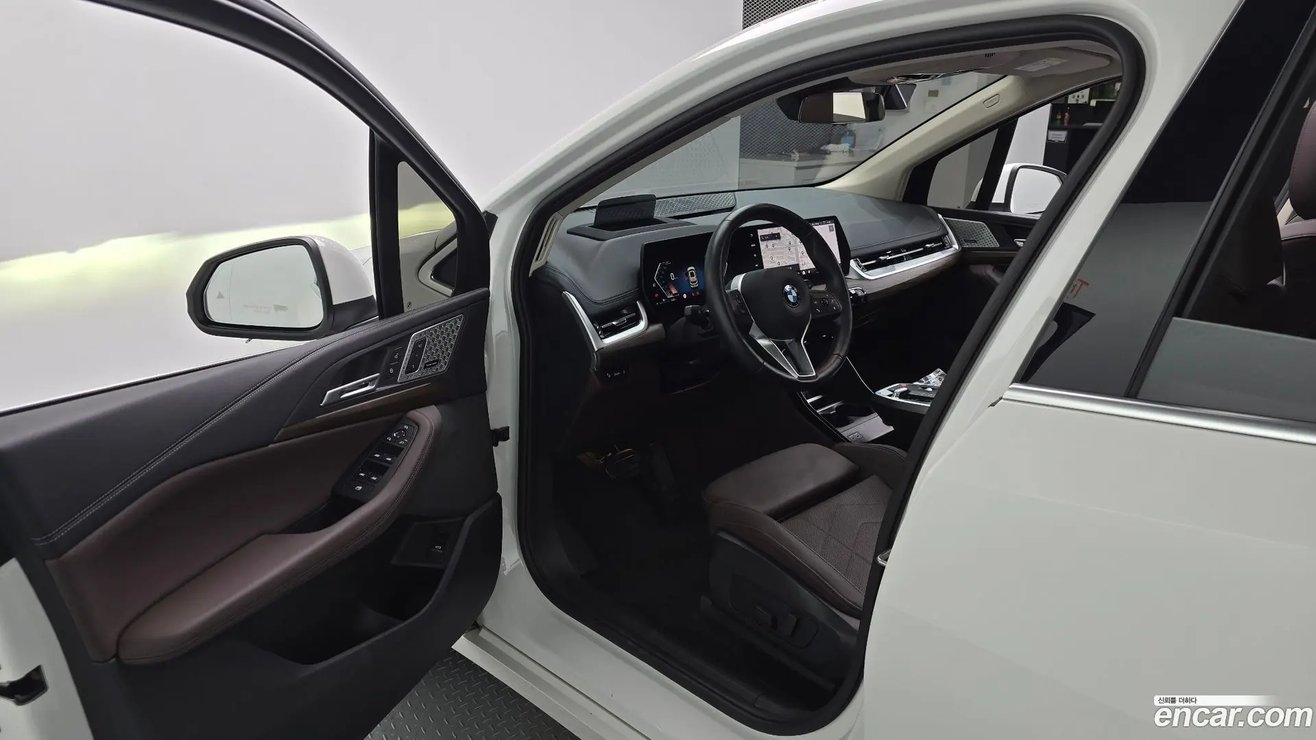 BMW 2-Series 220i Luxury