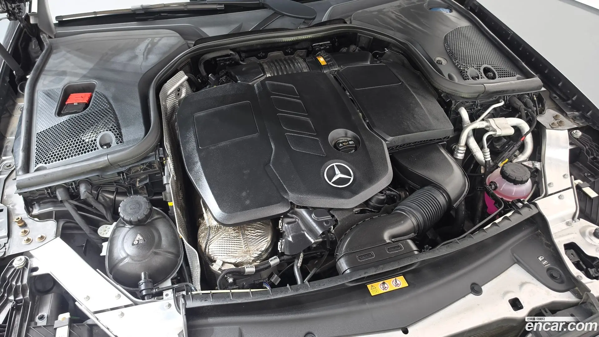 Mercedes-Benz E-Class E220d 4MATIC AMG Line