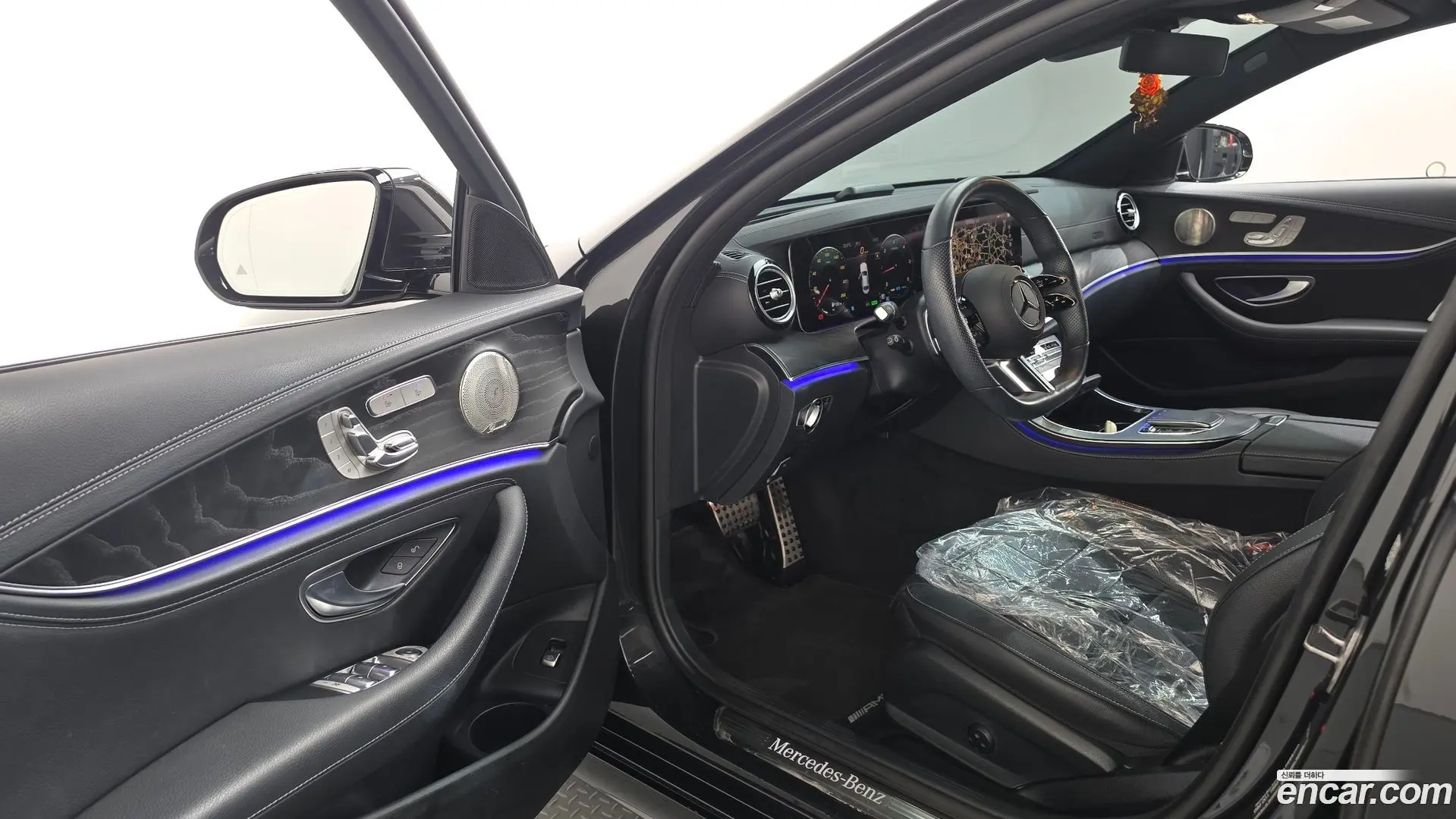 Mercedes-Benz E-Class E220d 4MATIC AMG Line