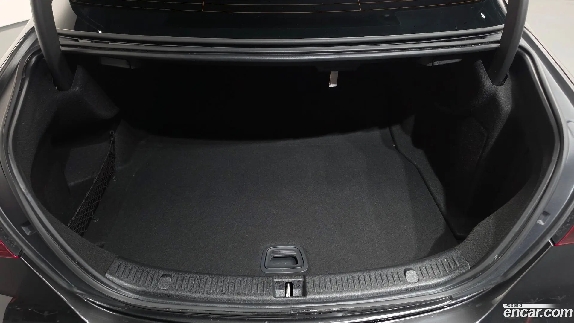 Mercedes-Benz E-Class E220d 4MATIC AMG Line