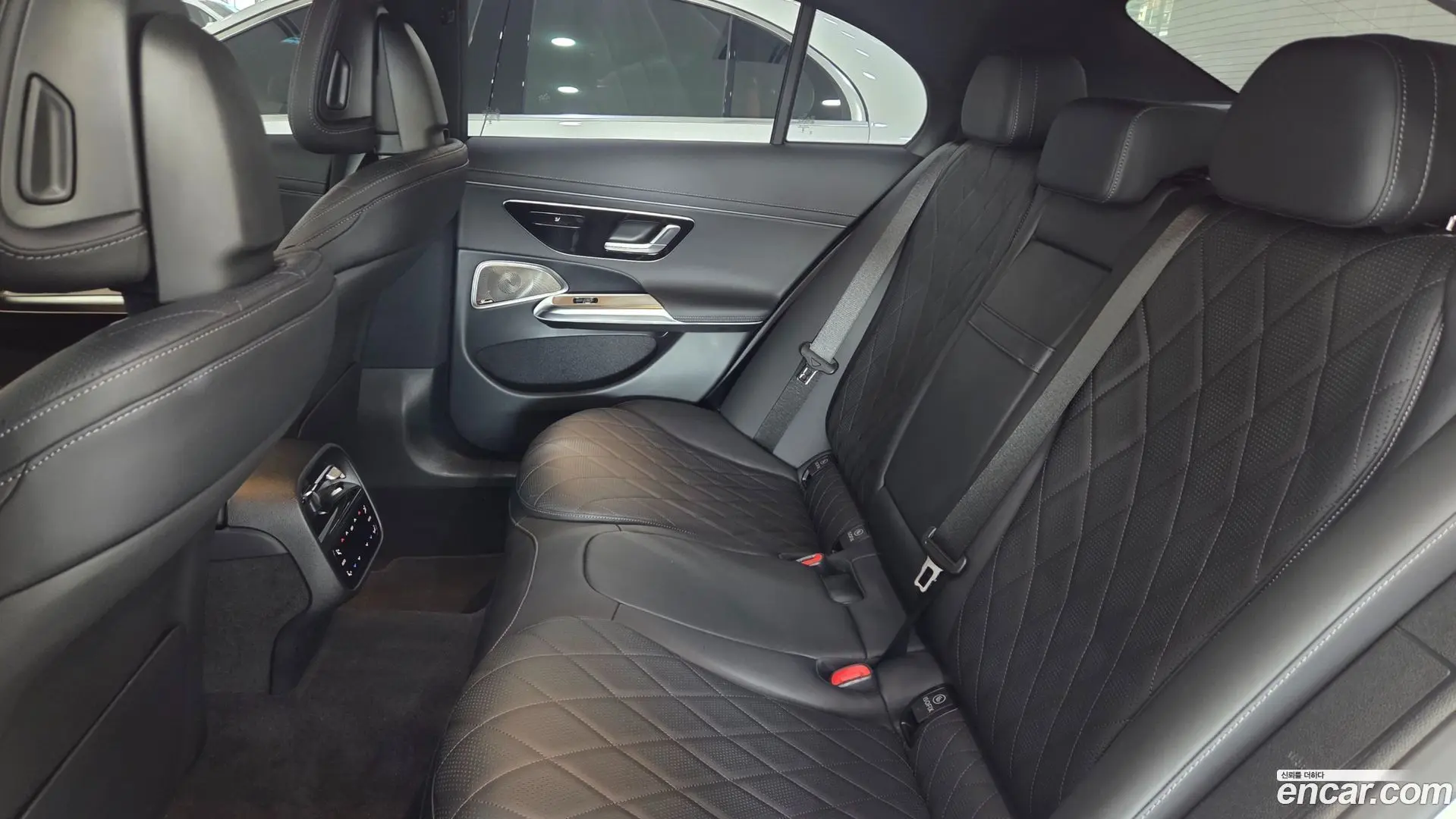 Mercedes-Benz E-Class E450 4MATIC Exclusive