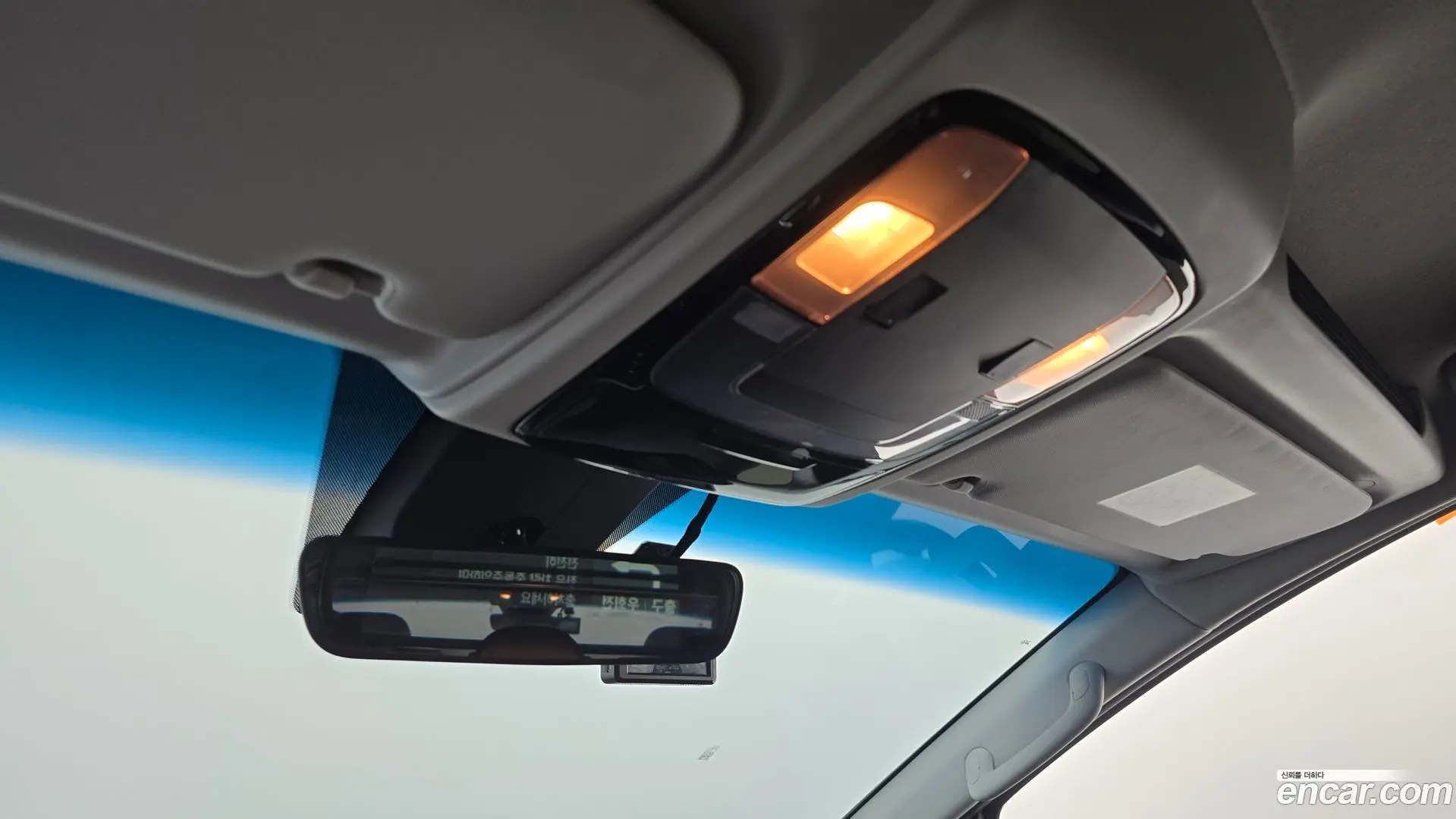 Hyundai Staria Cargo 5-Seater 2021