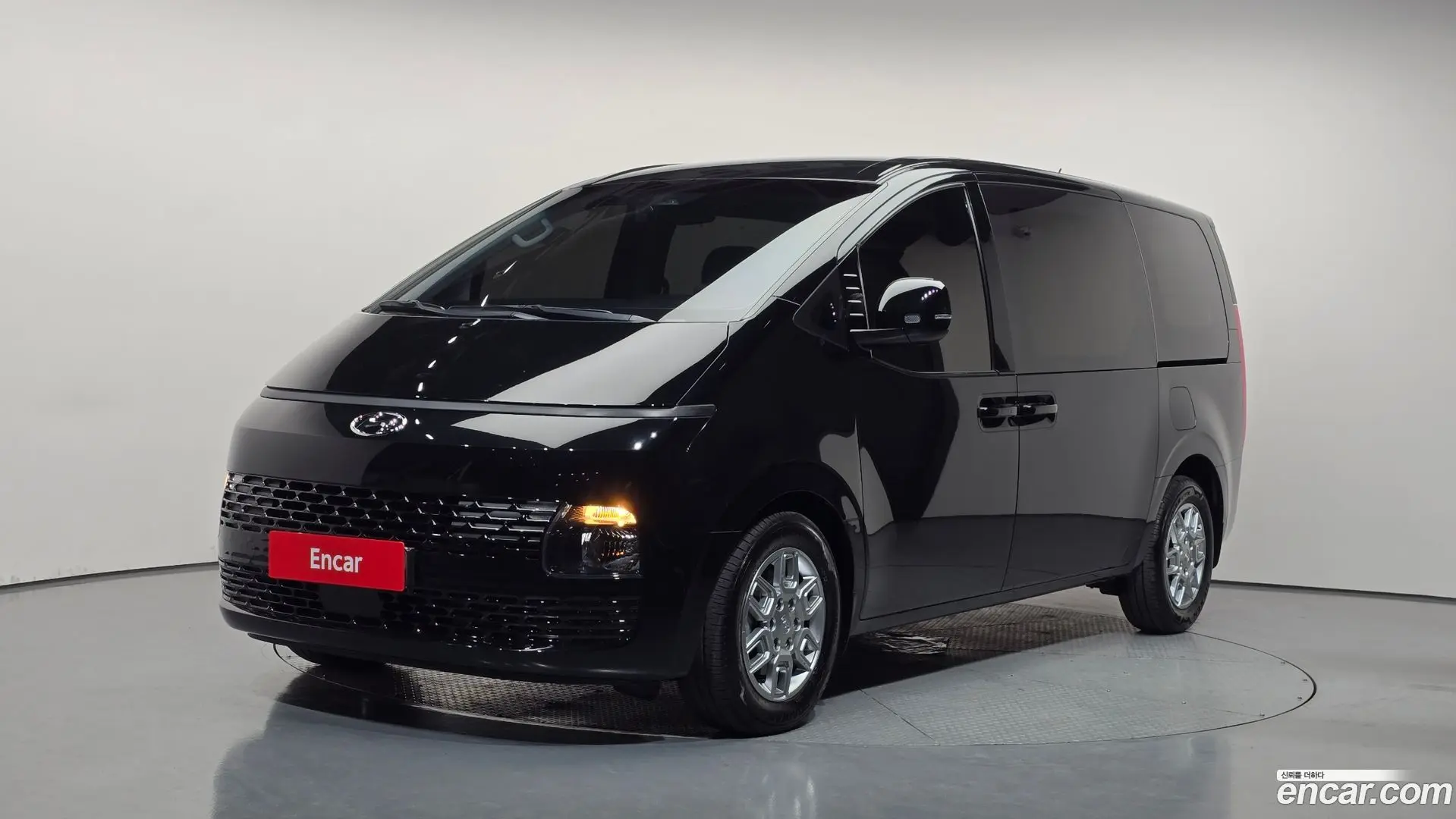 Hyundai Staria Cargo 5-Seater 2021