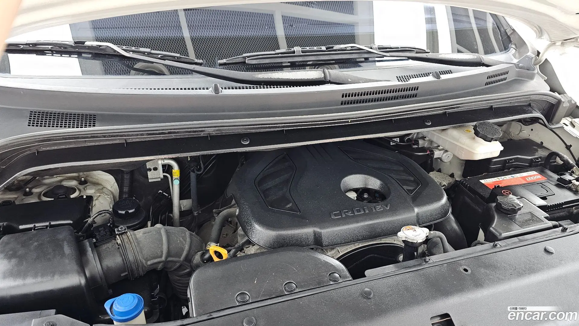 Hyundai Starex Van 3-Seater
