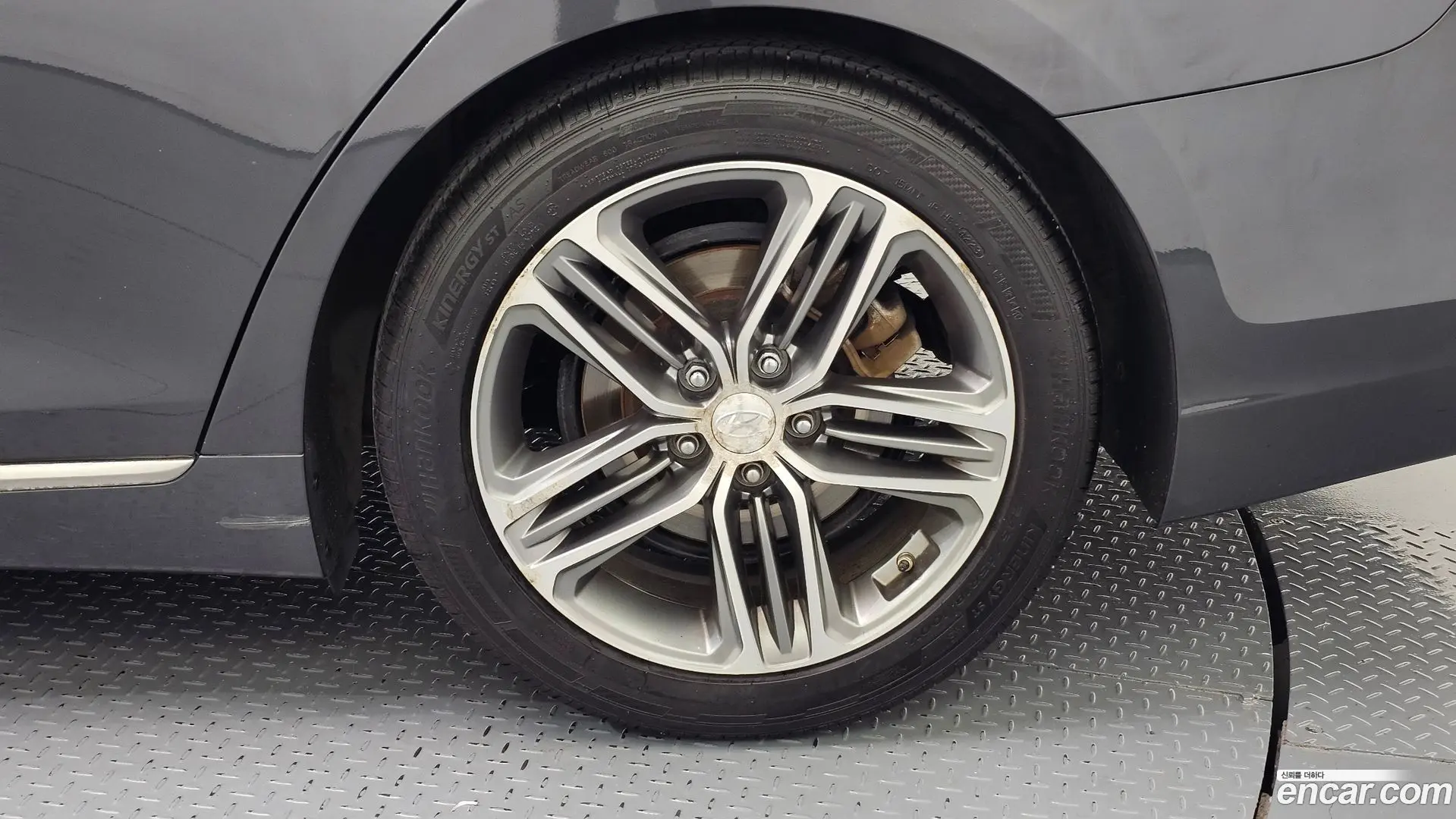 Hyundai Grandeur 2.4 Premium