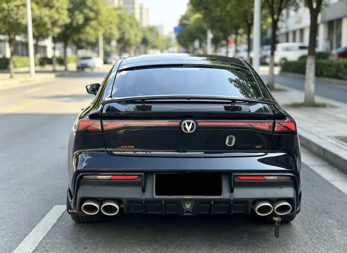 Changan UNI-V 2022 1.5T Sport