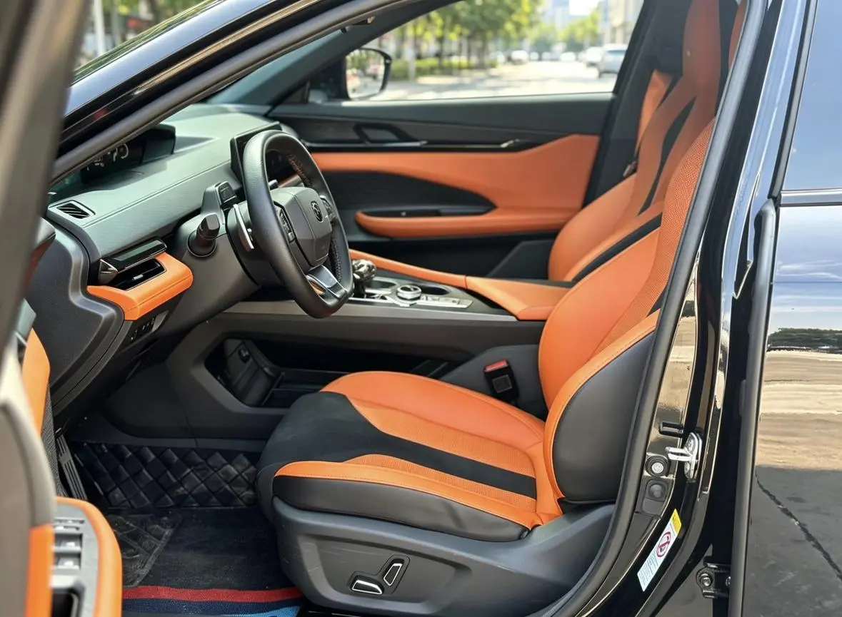 Changan UNI-V 2022 1.5T Sport
